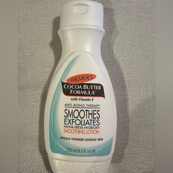 Palmers Cocoa Butter Anti Aging Therapy Body Loti. - Picture 1 of 2